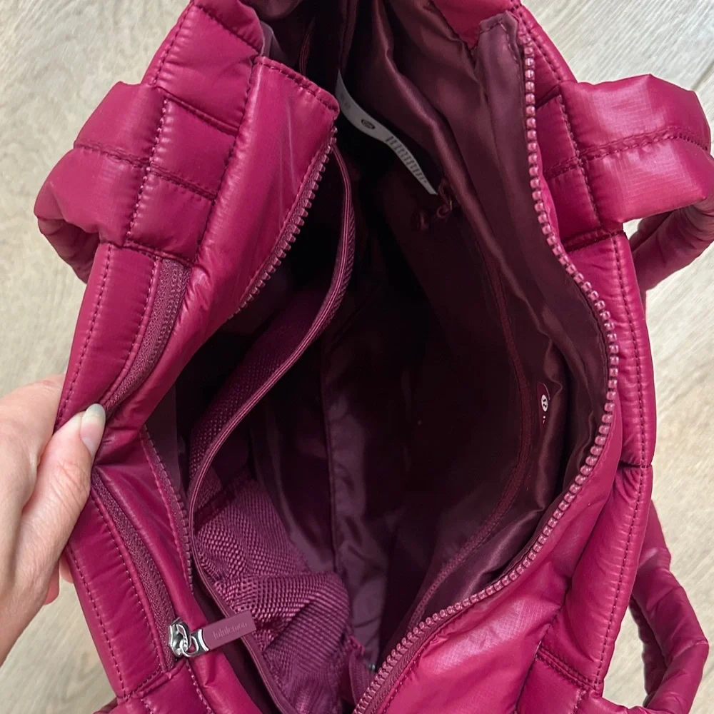 Lululemon Burgundy Quilted Tote Bag - Picture 3 of 6